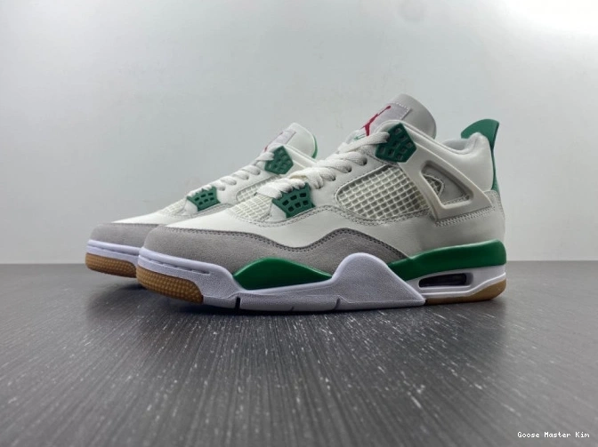 x Air SB Jordan Green DR5415-103 Pine Nike 4 0519